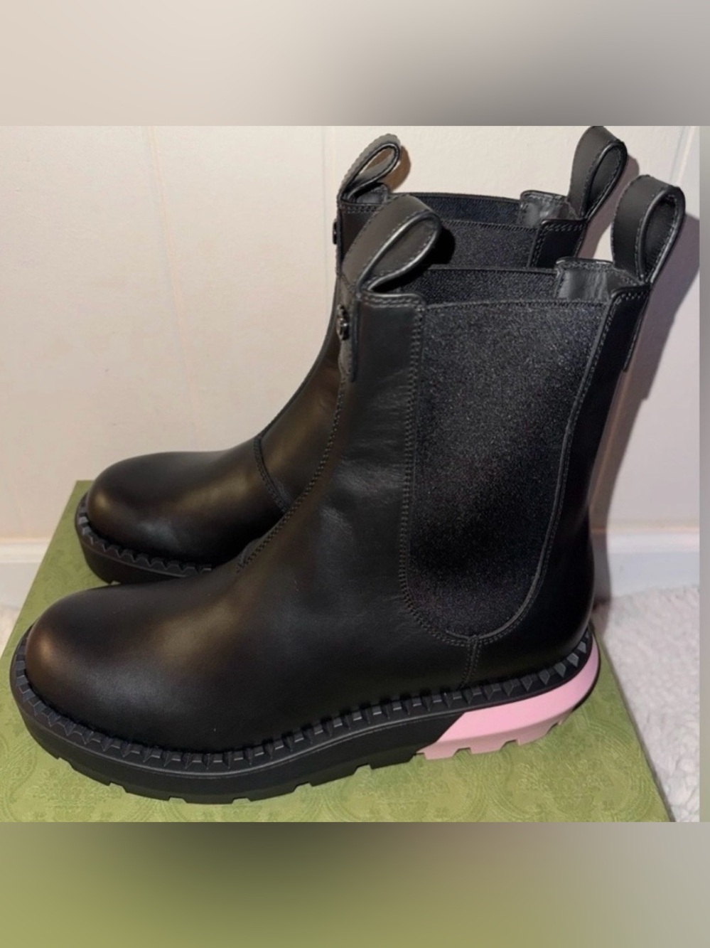 Gucci Black Leather Chelsea Boot Sierra Stretch Ankle Pink Heel Women’s Size 10 - Picture 5 of 7
